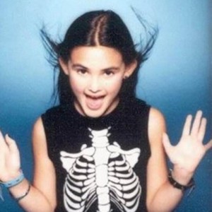 Natalie (นาตาลี)