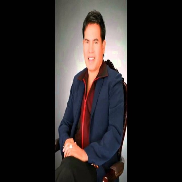 เสรี รุ่งสว่าง