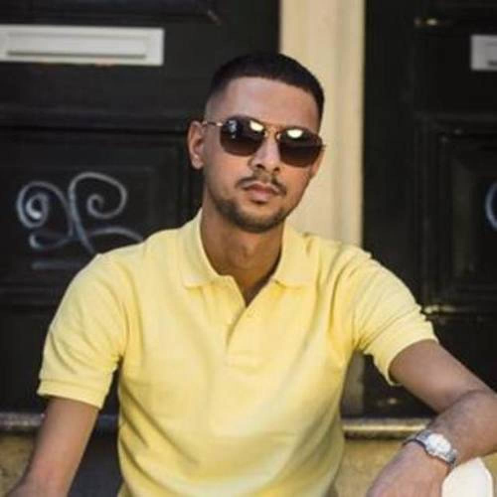 Aziz Wrijving