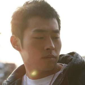 Dynamite ดาวน์โหลดและฟังเพลงฮิตจาก Dynamite