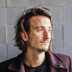 David Benjamin ดาวน์โหลดและฟังเพลงฮิตจาก David Benjamin