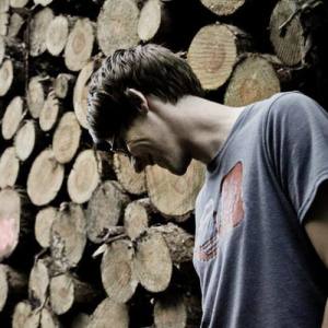 Jacob Korn ดาวน์โหลดและฟังเพลงฮิตจาก Jacob Korn