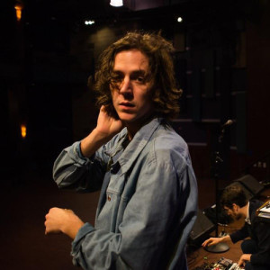 Sam Evian ดาวน์โหลดและฟังเพลงฮิตจาก Sam Evian