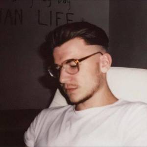 Phil Anker ดาวน์โหลดและฟังเพลงฮิตจาก Phil Anker