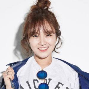 Jadu ดาวน์โหลดและฟังเพลงฮิตจาก Jadu