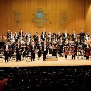 Real Filharmonía de Galicia ดาวน์โหลดและฟังเพลงฮิตจาก Real Filharmonía de Galicia