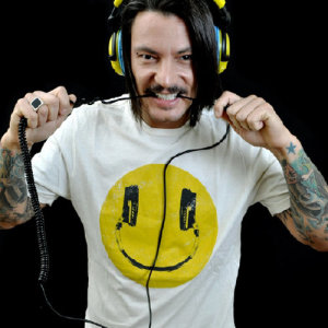 Paco Buggin ดาวน์โหลดและฟังเพลงฮิตจาก Paco Buggin