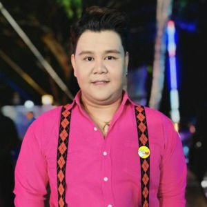 เสนา ฟ้าสว่าง ดาวน์โหลดและฟังเพลงฮิตจาก เสนา ฟ้าสว่าง