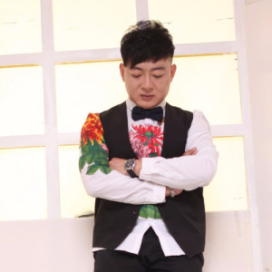 高金龍 ดาวน์โหลดและฟังเพลงฮิตจาก 高金龍