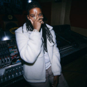 Starrah ดาวน์โหลดและฟังเพลงฮิตจาก Starrah