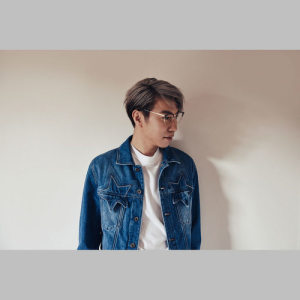 ZITTEN ดาวน์โหลดและฟังเพลงฮิตจาก ZITTEN