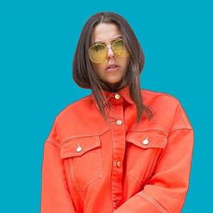 Sasha Brown ดาวน์โหลดและฟังเพลงฮิตจาก Sasha Brown