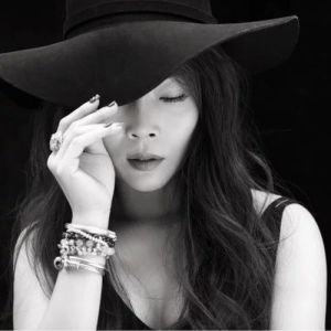 王子为 ดาวน์โหลดและฟังเพลงฮิตจาก 王子为