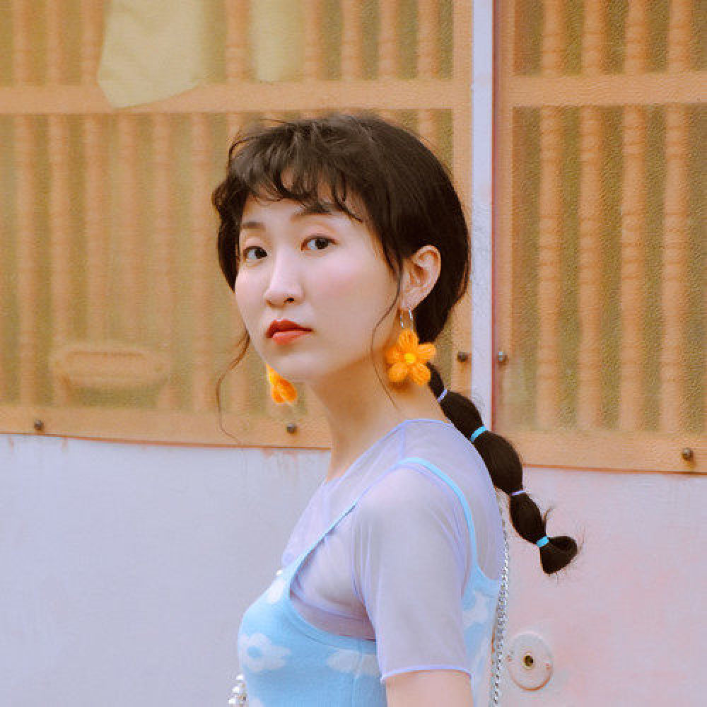 蓝婷
