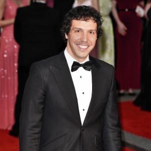 Alex Gaumond ดาวน์โหลดและฟังเพลงฮิตจาก Alex Gaumond