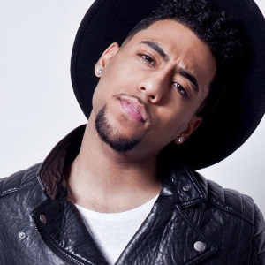 Julian King ดาวน์โหลดและฟังเพลงฮิตจาก Julian King