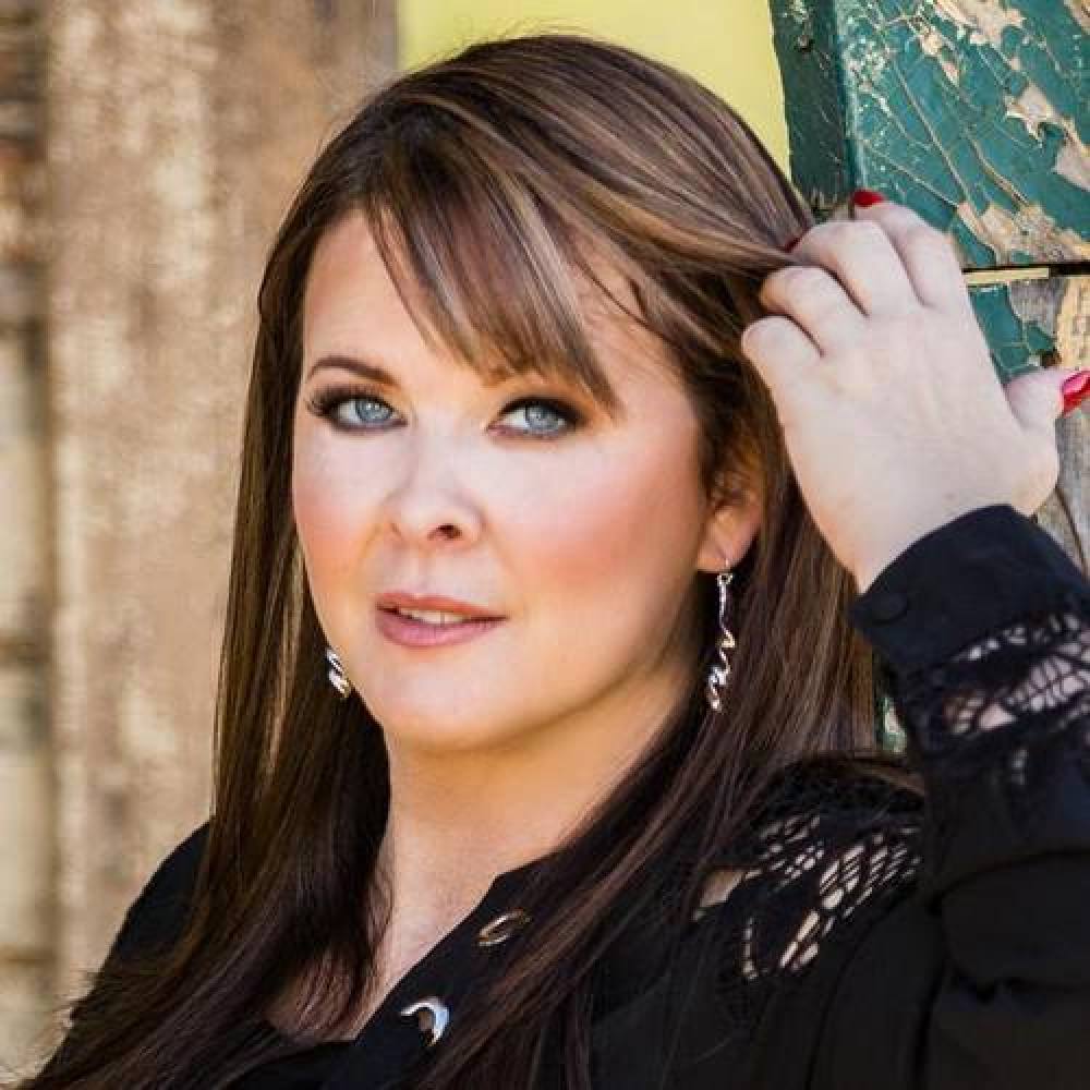 Sherry Lynn