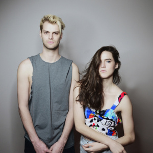 Sofi Tukker ดาวน์โหลดและฟังเพลงฮิตจาก Sofi Tukker