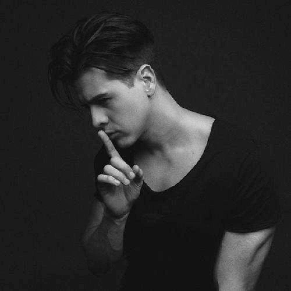 Ian Serratto