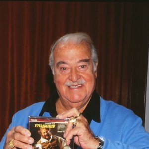 Giuseppe Taddei ดาวน์โหลดและฟังเพลงฮิตจาก Giuseppe Taddei