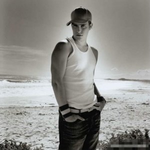 Ben ดาวน์โหลดและฟังเพลงฮิตจาก Ben