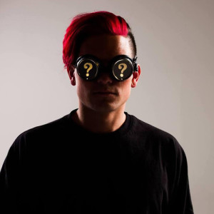 Danny Quest ดาวน์โหลดและฟังเพลงฮิตจาก Danny Quest