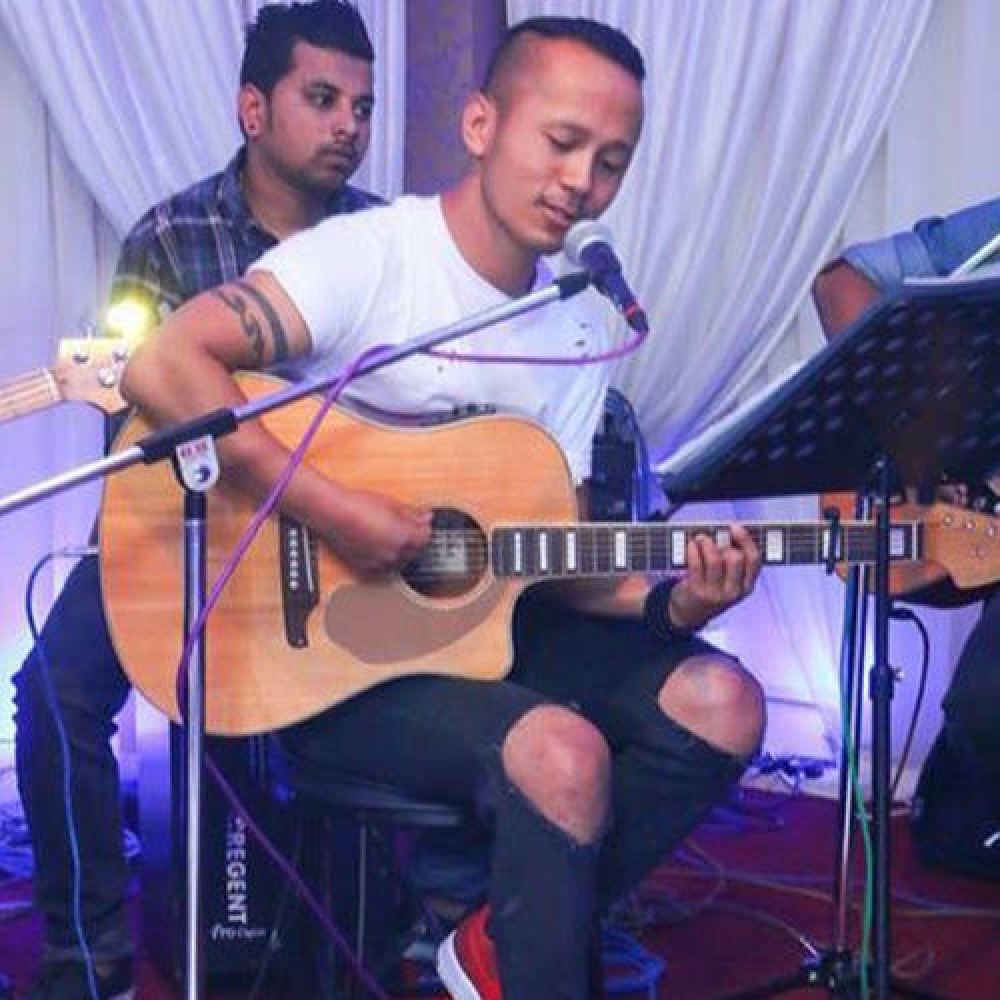Chhewang lama