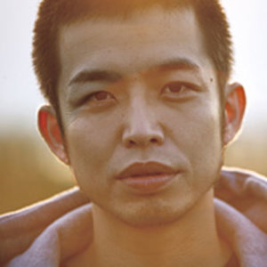MASH ดาวน์โหลดและฟังเพลงฮิตจาก MASH