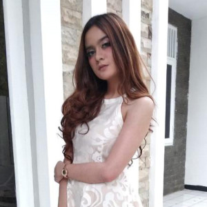 Ghea Monderela ดาวน์โหลดและฟังเพลงฮิตจาก Ghea Monderela