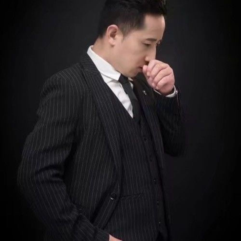 李连平