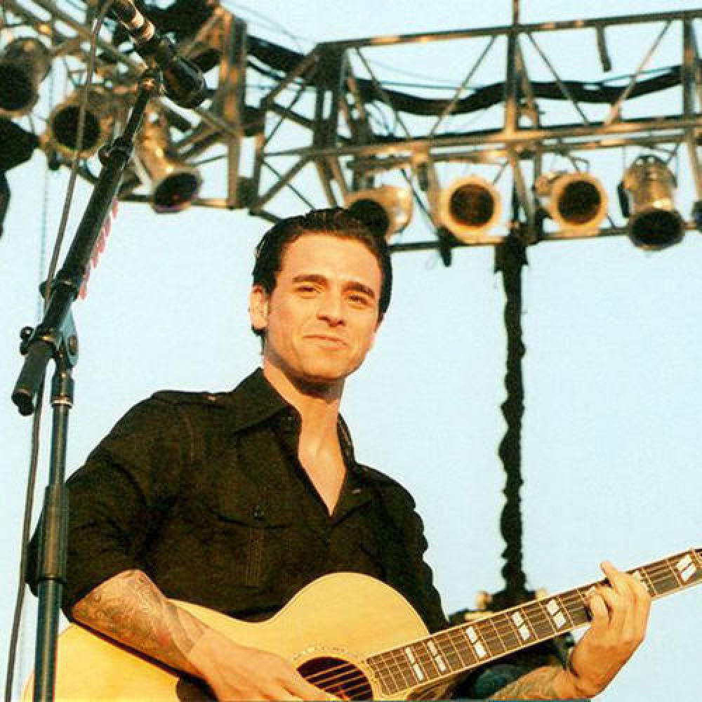 Chris Carrabba