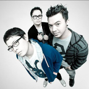 Adrian Martadinata ดาวน์โหลดและฟังเพลงฮิตจาก Adrian Martadinata