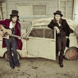 The Dirty River Boys ดาวน์โหลดและฟังเพลงฮิตจาก The Dirty River Boys
