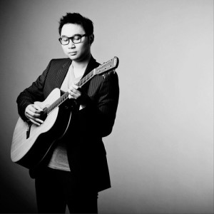 Adhitia Sofyan ดาวน์โหลดและฟังเพลงฮิตจาก Adhitia Sofyan