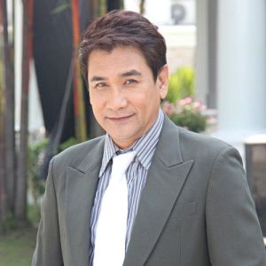 ทูน หิรัญทรัพย์ ดาวน์โหลดและฟังเพลงฮิตจาก ทูน หิรัญทรัพย์