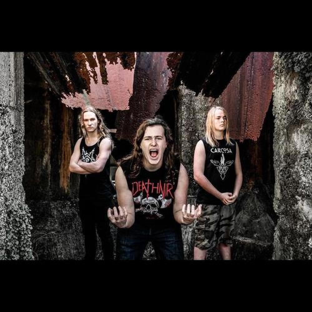 Alien Weaponry