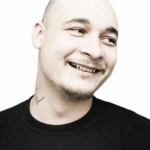 Jani Avalon ดาวน์โหลดและฟังเพลงฮิตจาก Jani Avalon
