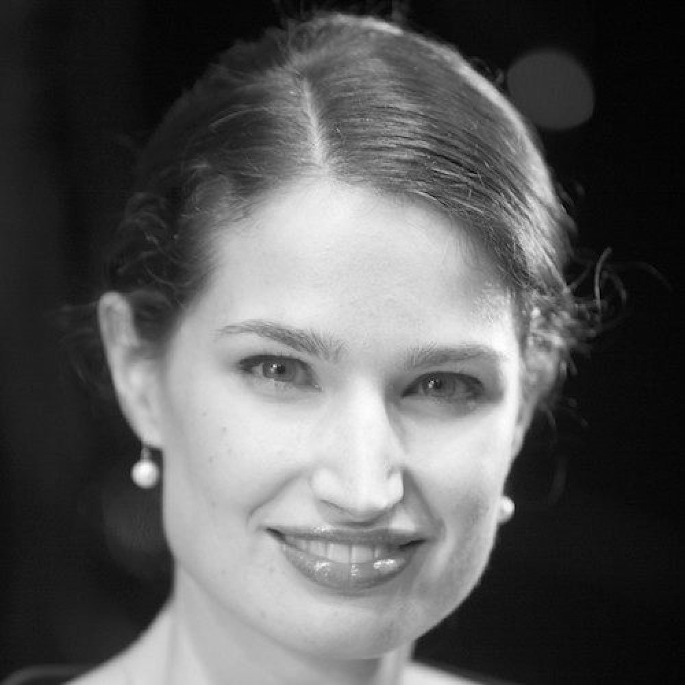 Katja Webb