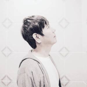 郑开来 ดาวน์โหลดและฟังเพลงฮิตจาก 郑开来