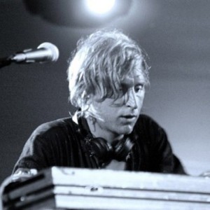 Superpitcher ดาวน์โหลดและฟังเพลงฮิตจาก Superpitcher