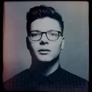 Kevin Garrett ดาวน์โหลดและฟังเพลงฮิตจาก Kevin Garrett