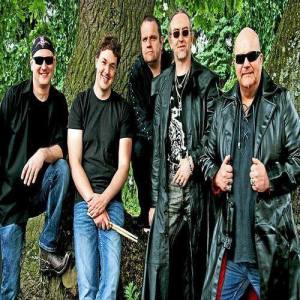 Toja ดาวน์โหลดและฟังเพลงฮิตจาก Toja