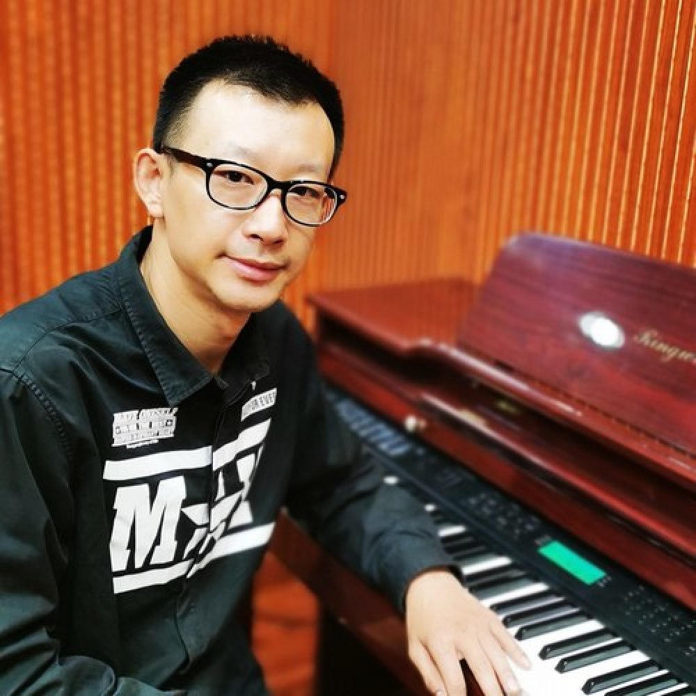 左春龙