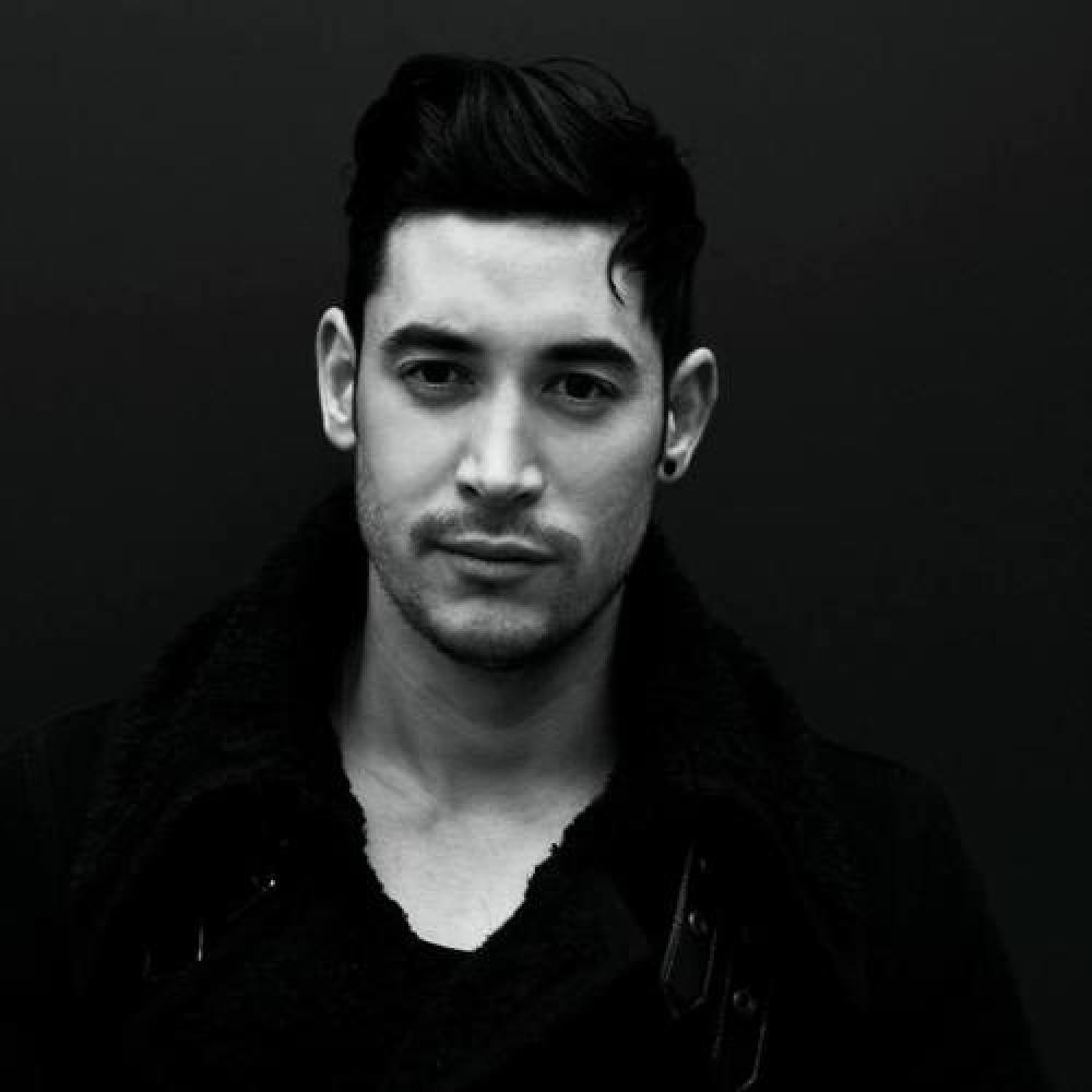 Dax J
