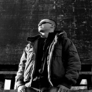 Peter Fern ดาวน์โหลดและฟังเพลงฮิตจาก Peter Fern