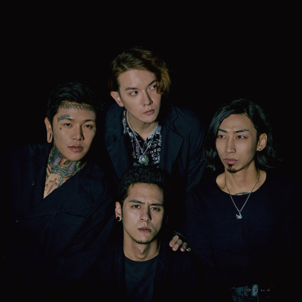 So Far So Good 恰好乐队