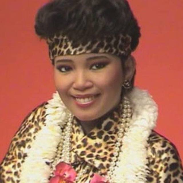 พุ่มพวง ยอดรัก