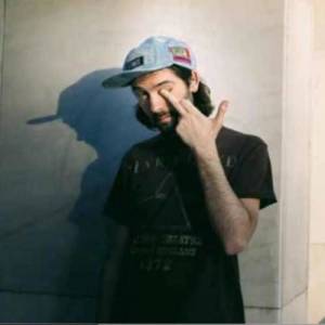 Y. Rune ดาวน์โหลดและฟังเพลงฮิตจาก Y. Rune