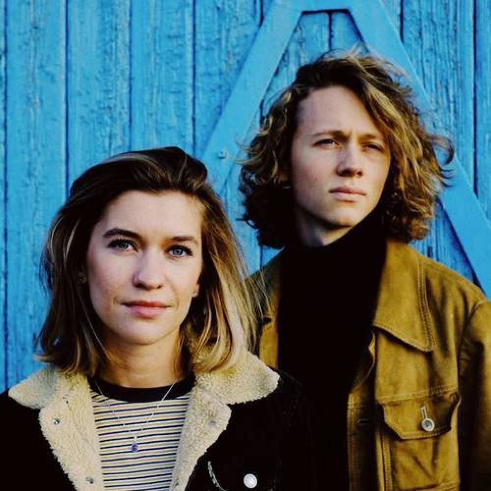Sam & Julia