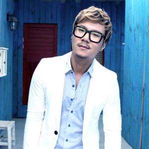 JHo ดาวน์โหลดและฟังเพลงฮิตจาก JHo